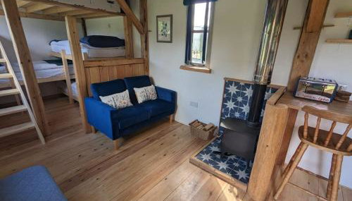 Gaggle of Geese Pub - Shepherd Huts & Bell Tents - Foto 4