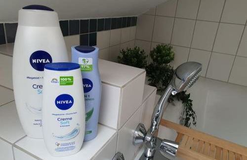 Modernes und ruhiges Appartement mit Loggia - Photo 42