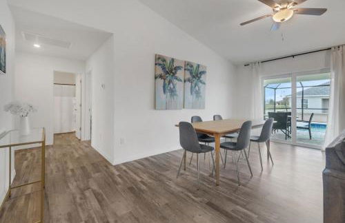 Luxury Retreat with Heated Saltwater Pool and Big Patio Perfect for 2 families - Foto 33