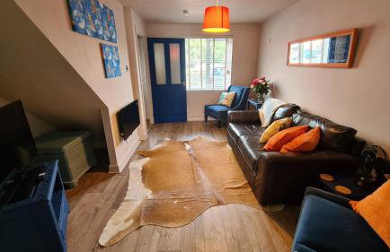 The Kingfisher, by Spires Accommodation a great location for visiting the NEC and Drayton Manor - Foto 7