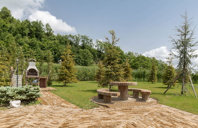 JOIVY Superb Villa For 7 W/Backyard And Bbq Area In Vaccarezza - Foto 46