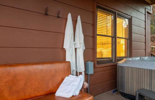 Beautiful 4BR Mountain View Cabin A Retreat for Everyone - Foto 42