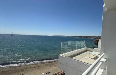 Front Sea View Penthouse - Photo 28