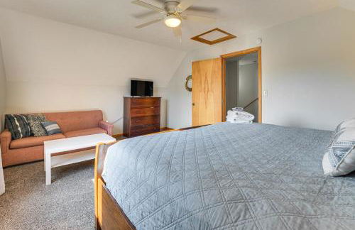 2 Living Areas! Cedar Home 11 Mi to Mt Holiday Ski - Foto 13