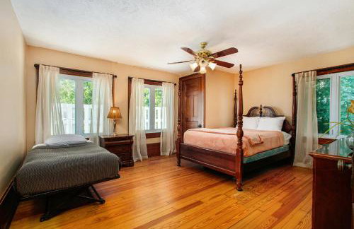 Lake Michigan Retreat- Upper Duplex - Photo 23