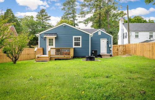 Fenced Yard, Swing Set Pawfect for Family and Dogs! - Foto 46