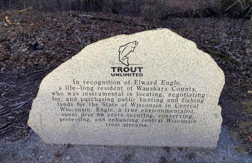 Cabin in the woods with fire pit and porch - Foto 41