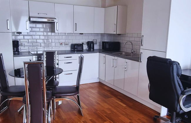 Double Bedroom in London - Foto 3