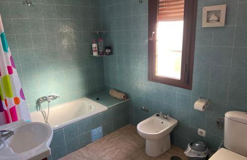 Agradable casa con piscina en la serranía. - Foto 27