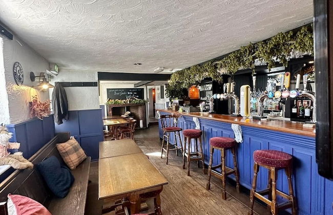 Courtyard Rooms - Studio - Double Bed - Wifi - Photo 15