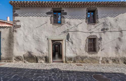 Home Slow between Sea and Olive Trees, Terrace and Tranquility in the Village of Seneghe - Foto 2
