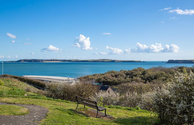Apartment 8 Waterstone House - Luxury Apartment, Sea Views, Pet Friendly - Photo 43