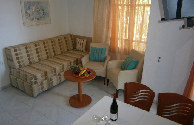 Elounda Apartments - Photo 2