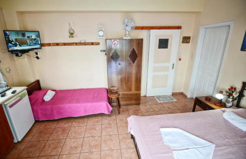 Ikaria Studios - Photo 25