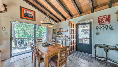 Scenic Hideaway with Deck and Grill about 6 Mi to Ruidoso! - Foto 5