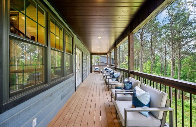 Family-friendly Broken Bow Cabin w spa Game Room - Foto 35