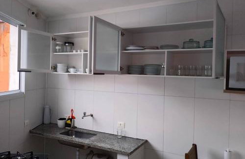 casa a uma quadra da praia - Foto 8