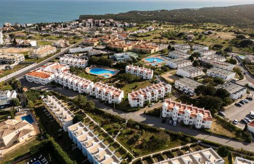 Renovated Algarve Apartments with Pool - Foto 59