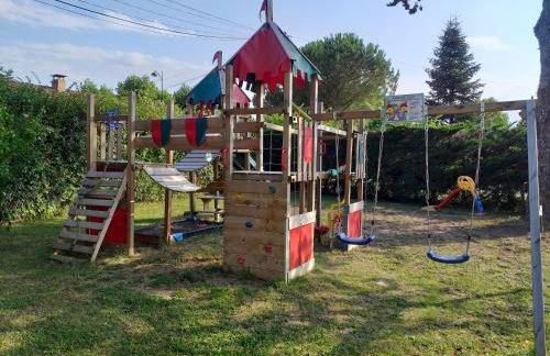 Chez Celine et Philippe appartement dans propriété de charme avec piscine - Foto 7