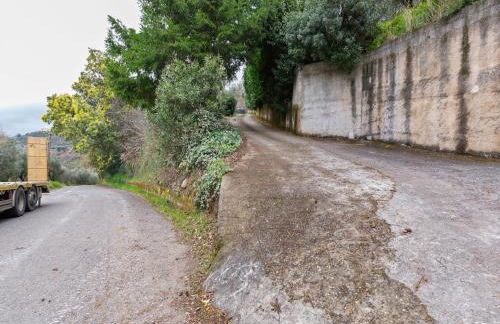 Valley View Villa in San Mango D'aquino with Hot Tub - Foto 75