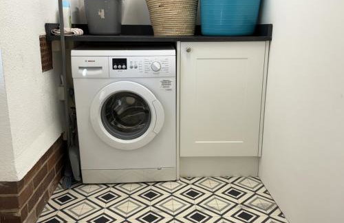 3 Bed Cottage in Central Topsham overlooking the River Exe with Parking - Foto 24