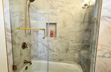 Prime LA 2 bedroom & 3 bath home Beverly Hills adj - Foto 16