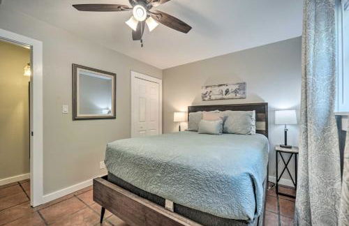 Canyon Lake Hideaway with Fire Pit and Yard! - Foto 25