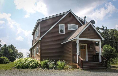 Gingerbread House on Mooselookmeguntic Lake - Photo 27