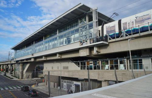 Artist 750sqft 2BR Basement Maple Leaf Park - Foto 22