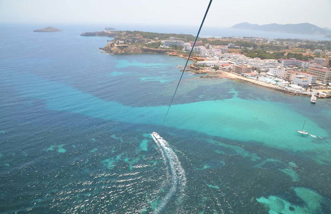 Parasailing in Santa Eulalia del Río - Photo 3