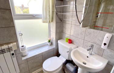 Studio Flat near Waterside Theatre - Foto 8