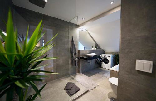 EDLER WOHNRAUM Noble Stadtoase mit Boxspringbett, Kaffeevollautomat & Parkplatz - Foto 16