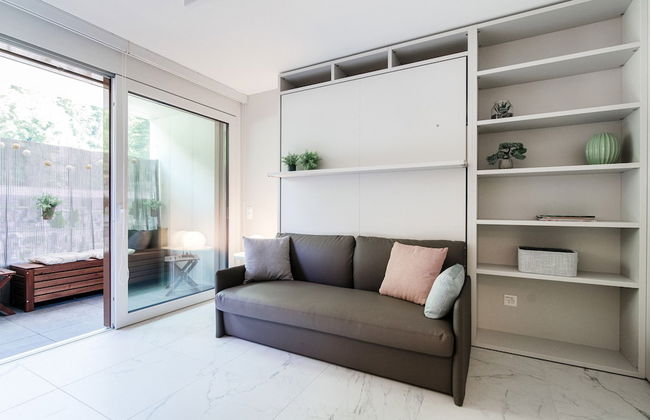 Locarno Studio Apartments - Photo 40