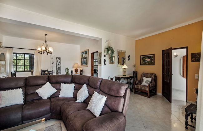 Villa V3 With Private Pool and air Conditioning and Free Wifi Internet - Photo 9