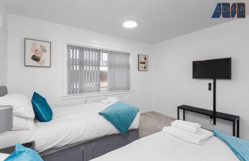 Modern 3 Bed Home in Bathgate with Garden - Photo 15