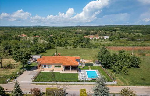 Beautiful Home In Labin - Photo 8