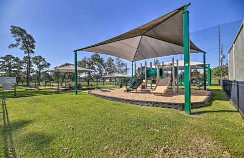 Lake Conroe Home with Resort-Style Perks and Patio - Foto 35