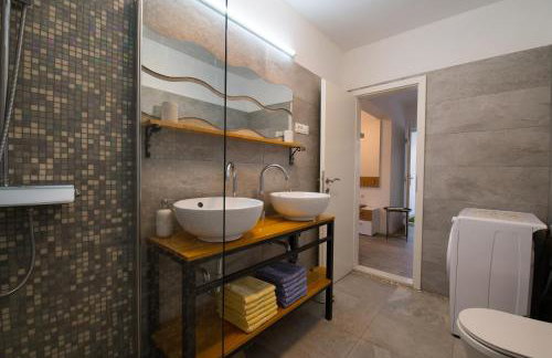 Stone House Marin - Photo 30