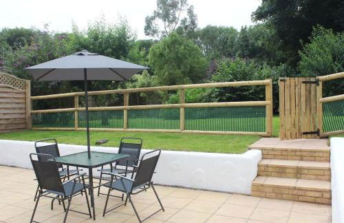 Courtyard Cottage with hot tub and walled garden - Foto 21