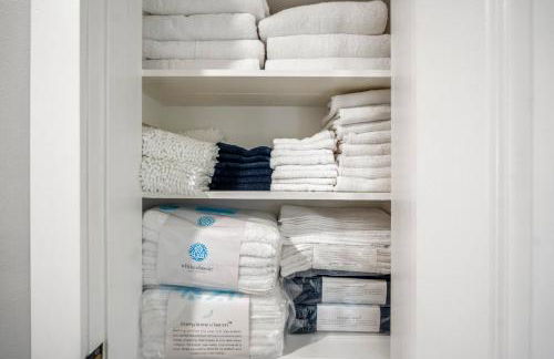 2-Bedroom - Equipped Kitchen - Gated Parking! - Foto 29