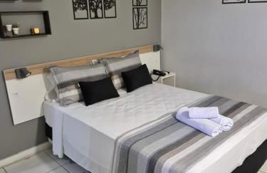 Curitiba - Loft ótima localização com piscina - Foto 1