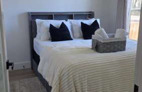 New Luxury 5BR 7BD Home Near Airport, Sleeps 10 plus - Foto 65