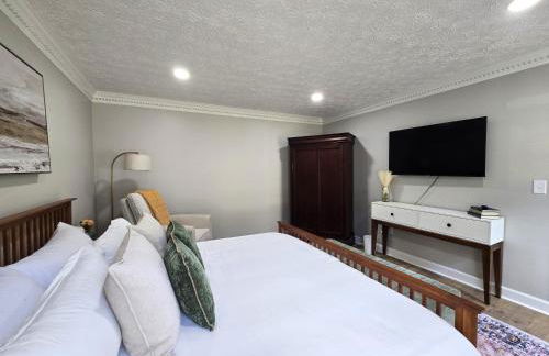 Cozy 5BR Family Retreat Firepit Games Patio - Foto 56