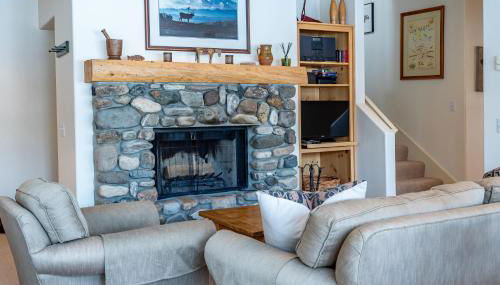 Sunbird Condo 9 - Photo 1