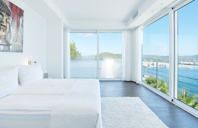 Lavish Villa With Infinity Pool and Views - Foto 9