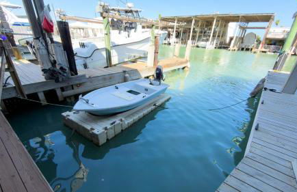 Channelfront - Dock - Fishing - BBQ - Deck - Foto 69