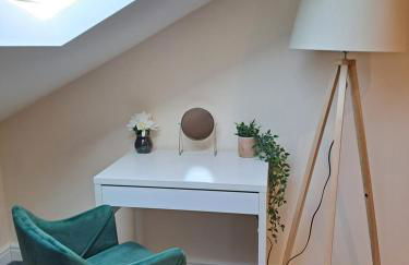 Modern Cosy Corner Flat 3 bed and loft sleep 7 people - Foto 21