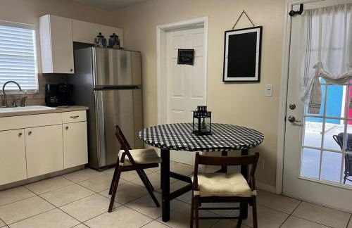 House Close to Downtown, Airport, Raymond James Stadium, and Many More Places - Foto 12