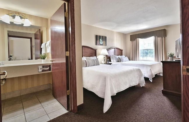 Four Seasons Island Resort - Photo 45