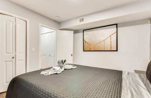 Spacious 5BR Retreat Sleeps 12,Large Deck - Foto 13